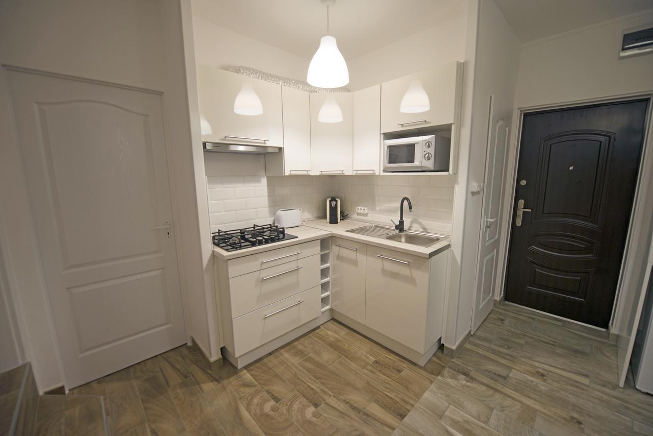 Panorama City Apartman Печ Екстериор снимка