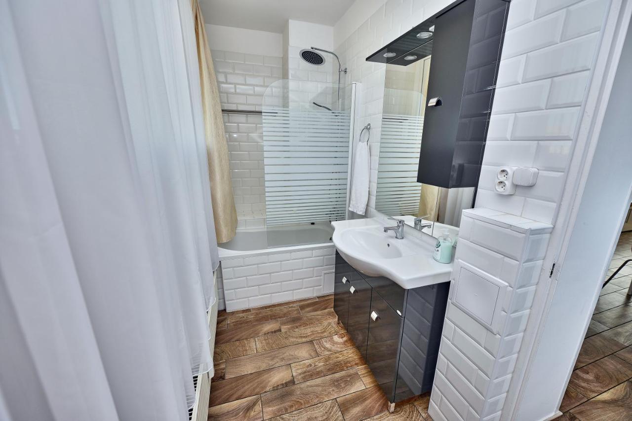 Panorama City Apartman Печ Екстериор снимка